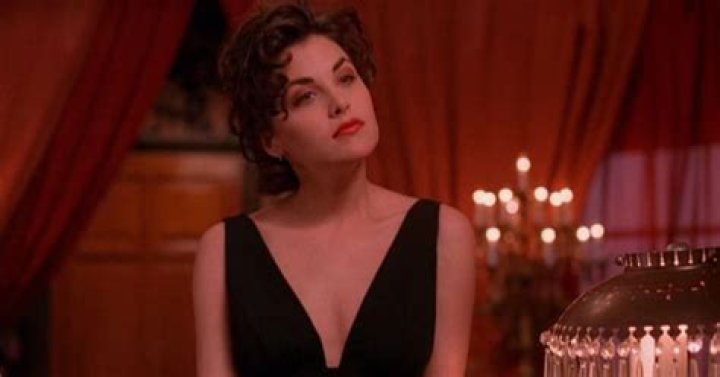 Audrey Twin Peaks: Unveiling the Enigmatic Character of a Beloved Series
