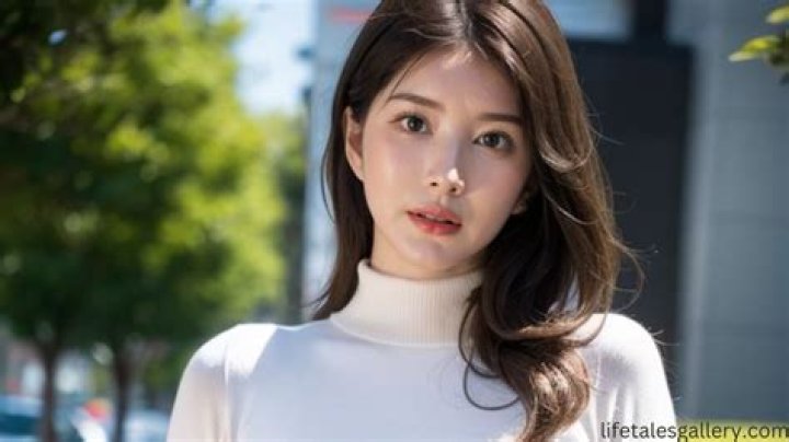 Nagi Hikaro: A Rising Star in the World of Entertainment