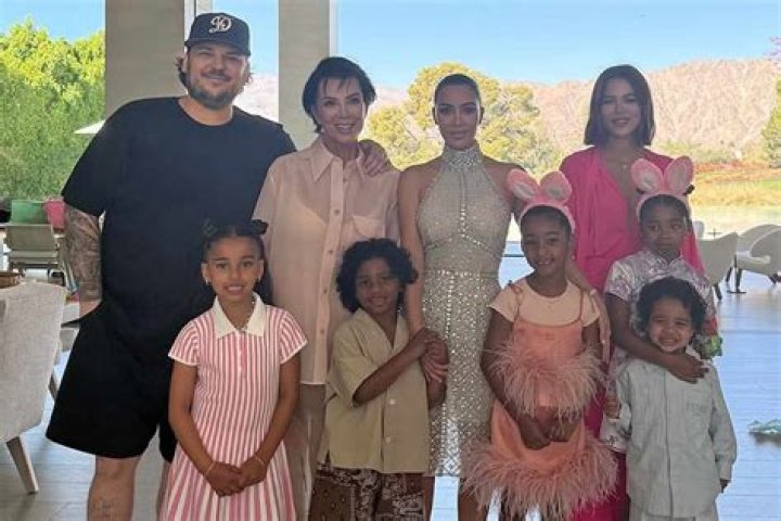 Rob Kardashian: A Comprehensive Guide to the Life and Career of the Famous Kardashian Family Member